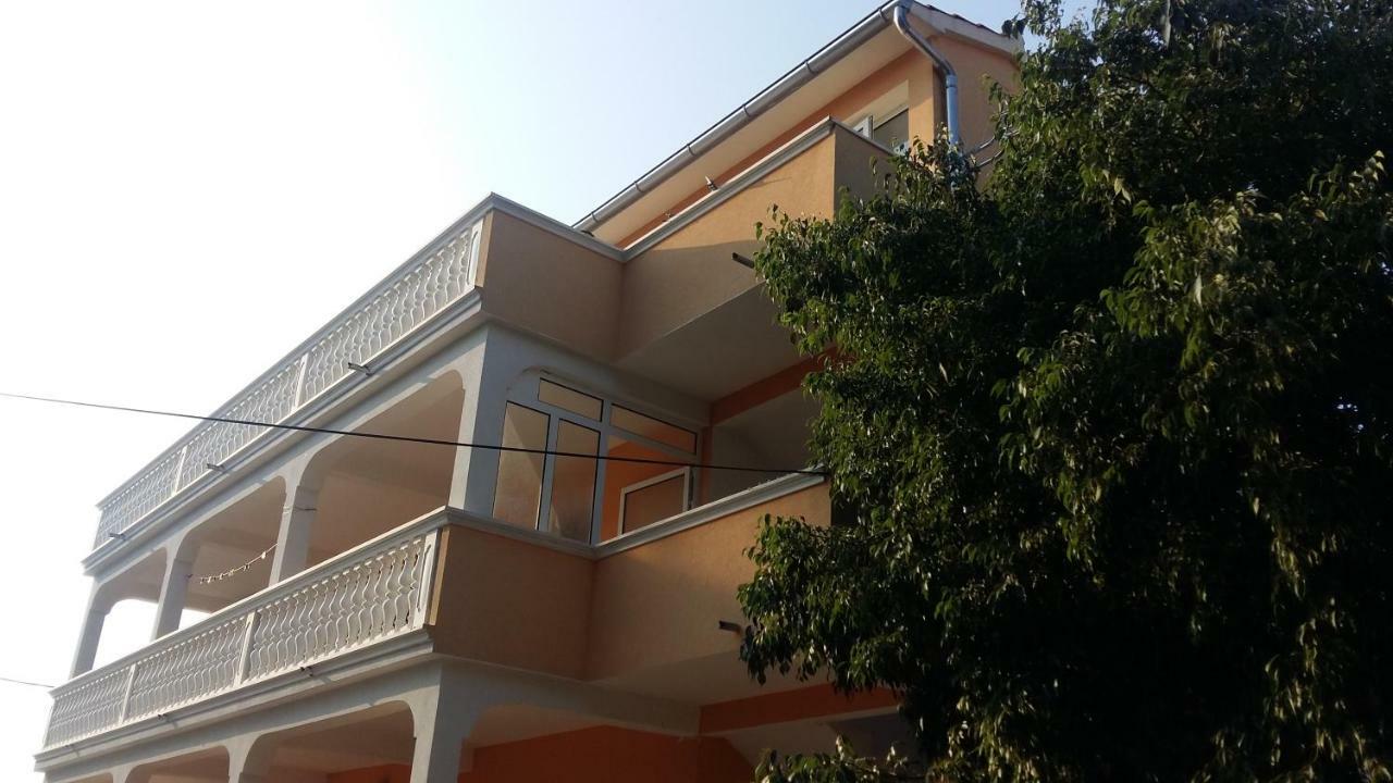וודיצה Apartment Ilina מראה חיצוני תמונה